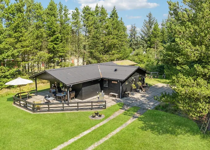 Nyaraló Stunning In With Wifi Oksbøl